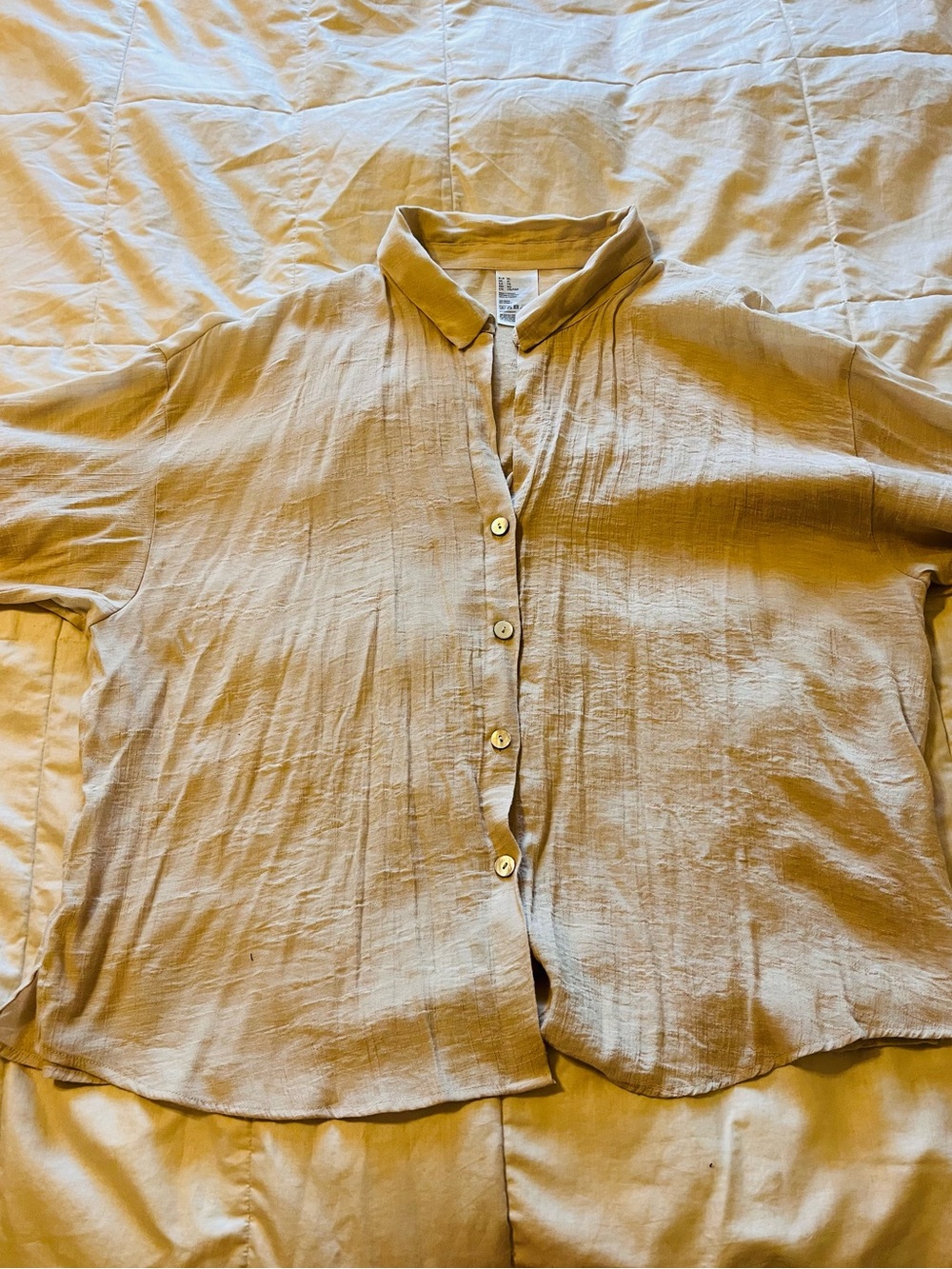 H&M Light Tan Light Airy & Textured Button-Front Resort Shirt